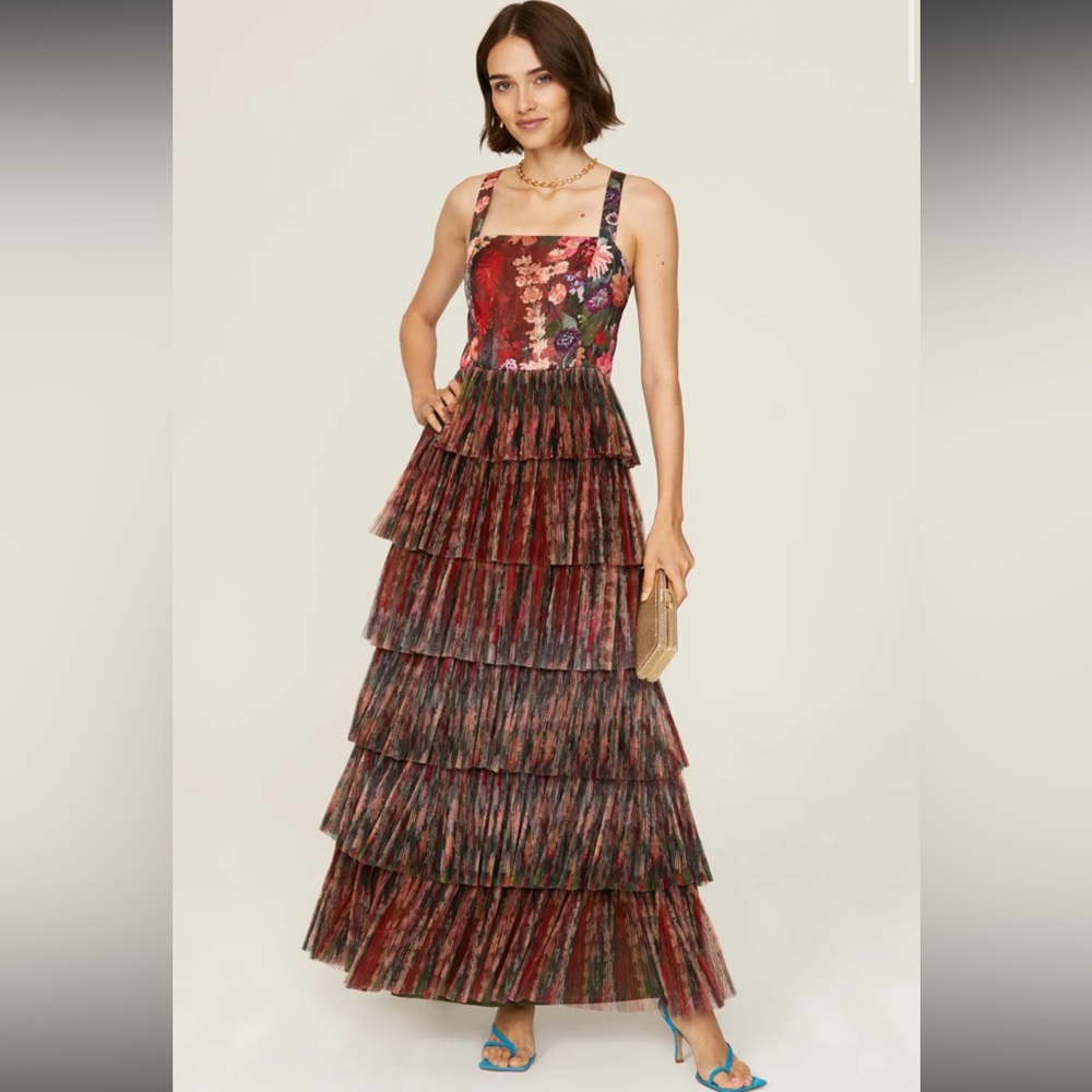 Hutch Avani Gown